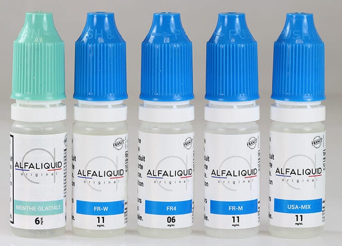 plusieurs e-liquides Alfaliquid avec différents dosages de nicotine