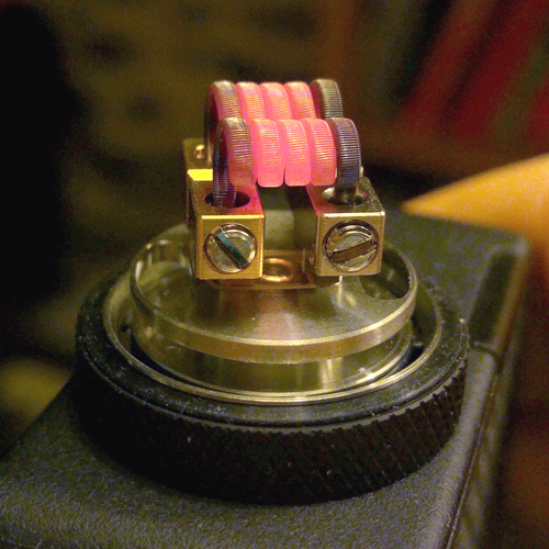 montage en double coils sur l'atomiseur Dead Rabbit RTA