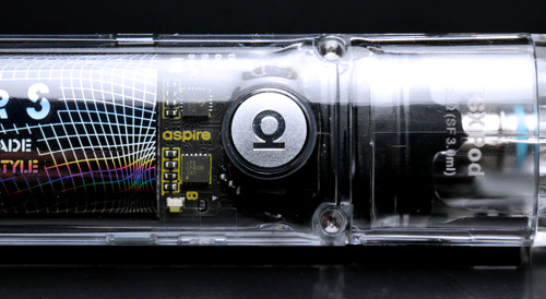 Zoom sur le bouton switch du Pod Cyber S d'Aspire